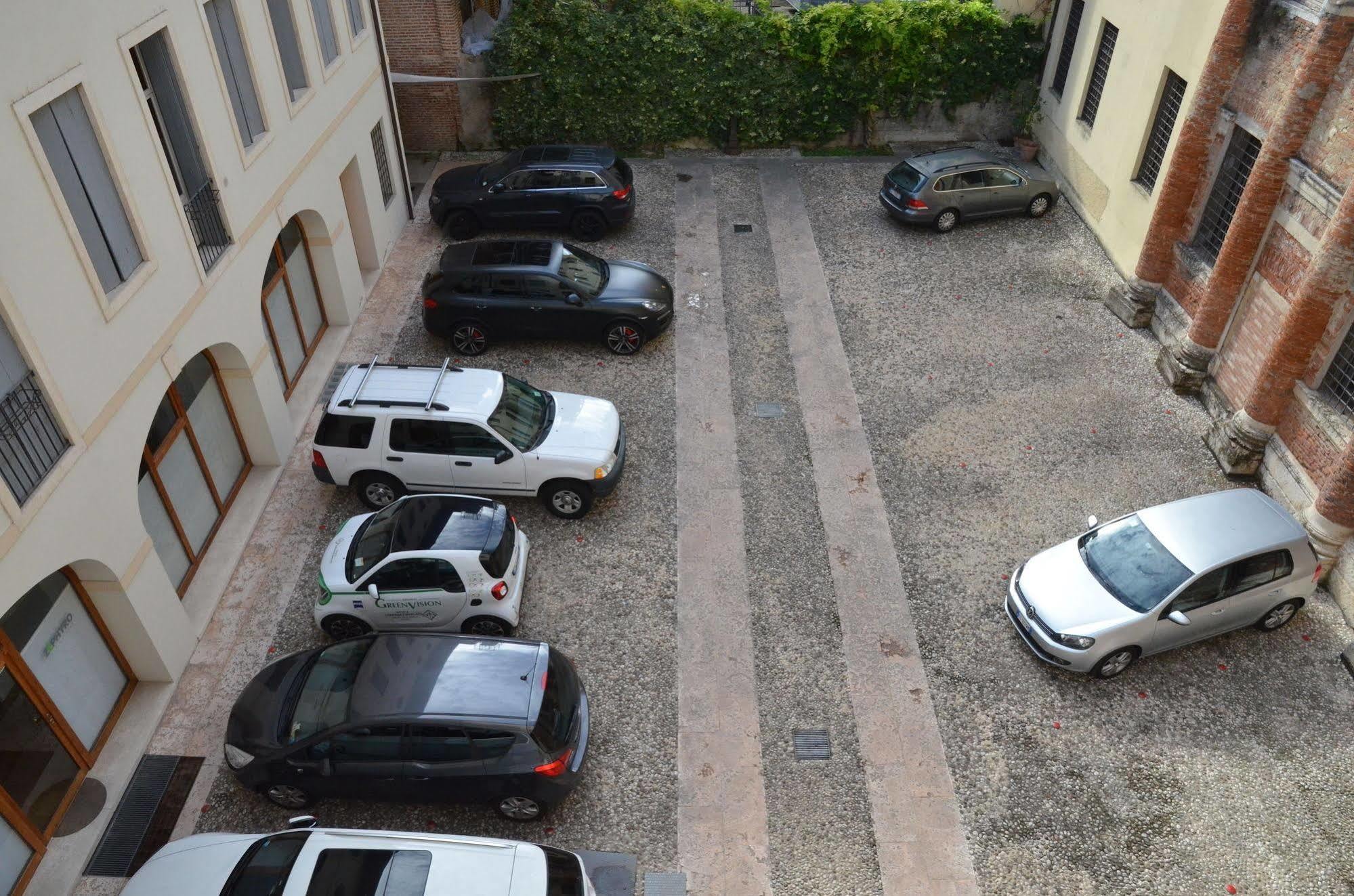 Le Dimore Del Conte Vicenza Bagian luar foto
